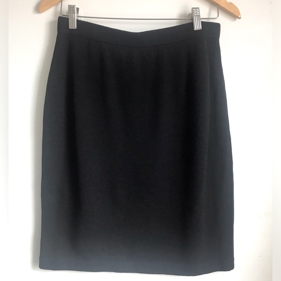 ST. JOHN Basic Knit Skirt - Picture 3 of 6